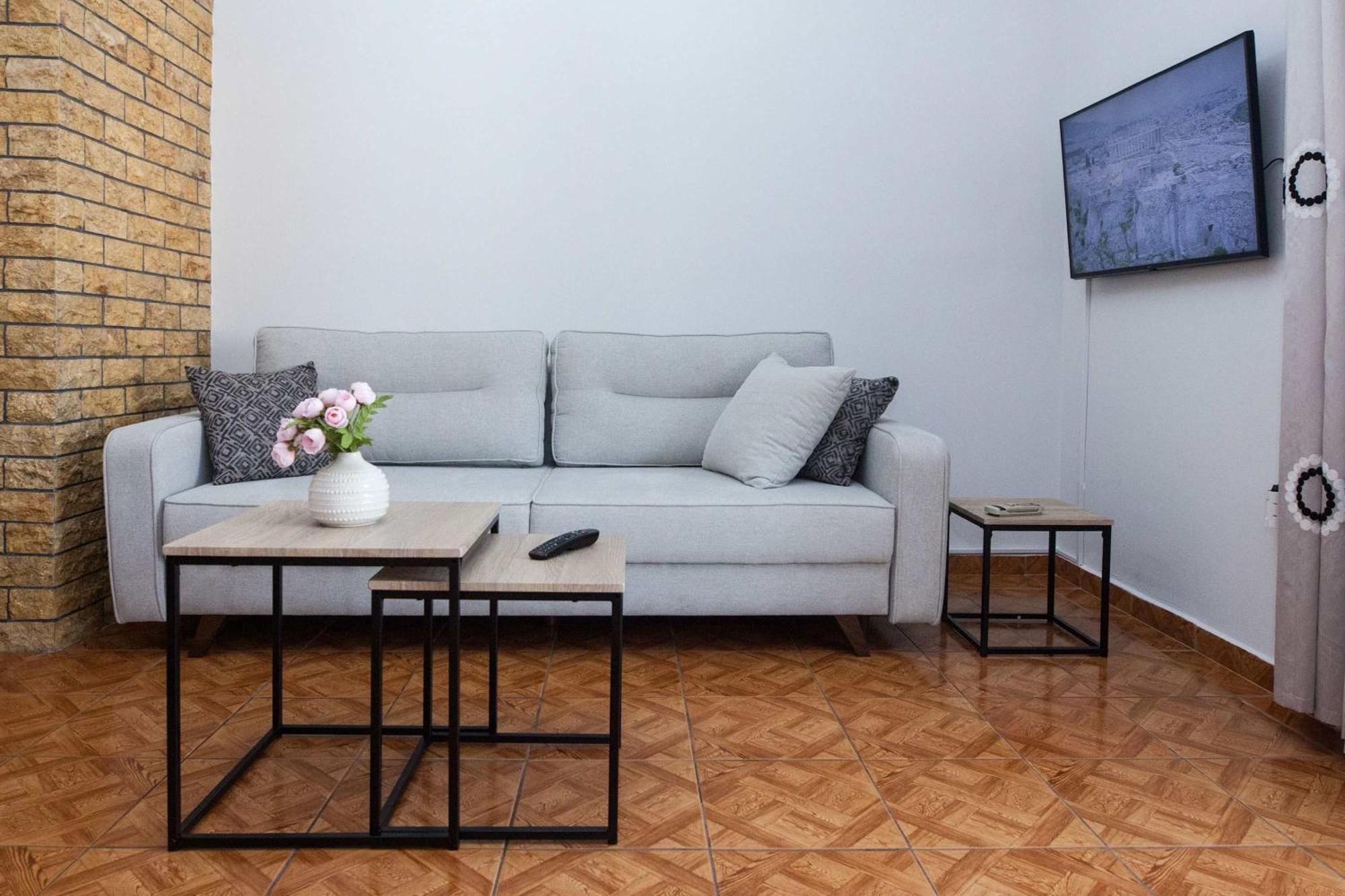 Central 2 Bd Apt With Balcony By Monastiraki Athens Exterior photo